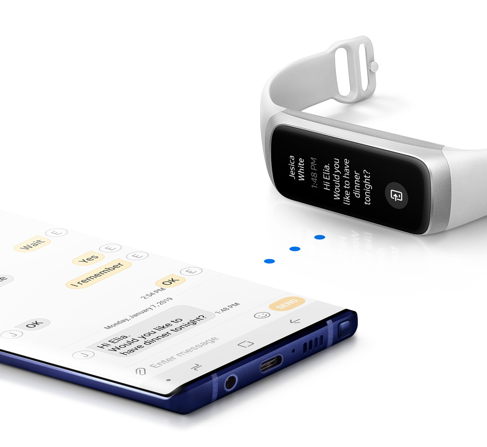 Fitness náramek Samsung Galaxy Fit černá Fitness náramek Samsung Galaxy Fit černá