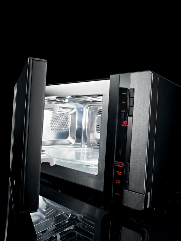 Mikrovlnná trouba Gorenje Simplicity BM235G1SYB černá