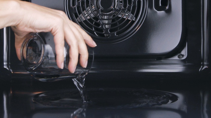 Kombinovaný sporák Whirlpool WS5G8CHW/E bílý Sporák K50 Whirlpool WS5G8CHW/E