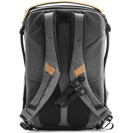 Batoh Peak Design Everyday Backpack 30L (v2) šedý Batoh Peak Design Everyday Backpack 30L (v2) šedý