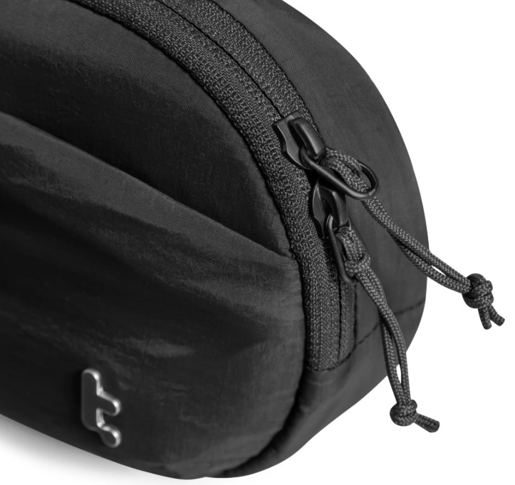 Ledvinka tomtoc SlingBean - T32 Belt Bag - černá