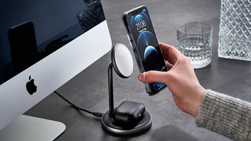 Bezdrátová nabíječka Epico 2v1 s MagSafe 15W černá