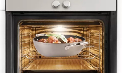 Pánev Tescoma GrandCHEF 28 cm, 2 úchyty Pánev Tescoma GrandCHEF 28 cm, 2 úchyty