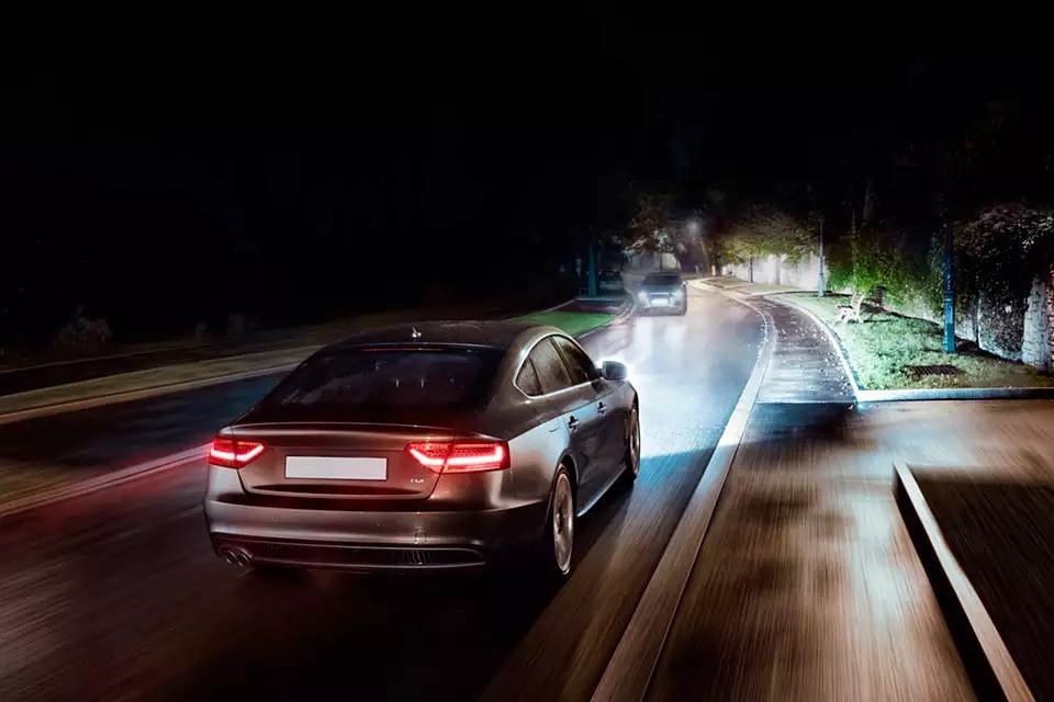 Autožárovka Philips Xenon X-tremeVision D2R (1 ks)