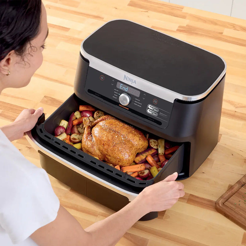 Fritéza horkovzdušná Ninja AF500EU Foodie MAX FlexDrawer 10,4 l černá