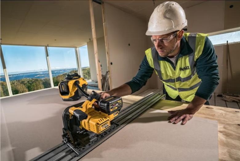 Ponorná pila Dewalt 54V XR Flexvolt DCS520NT (bez baterie) Ponorná pila Dewalt DCS520NT-XJ (bez baterie)