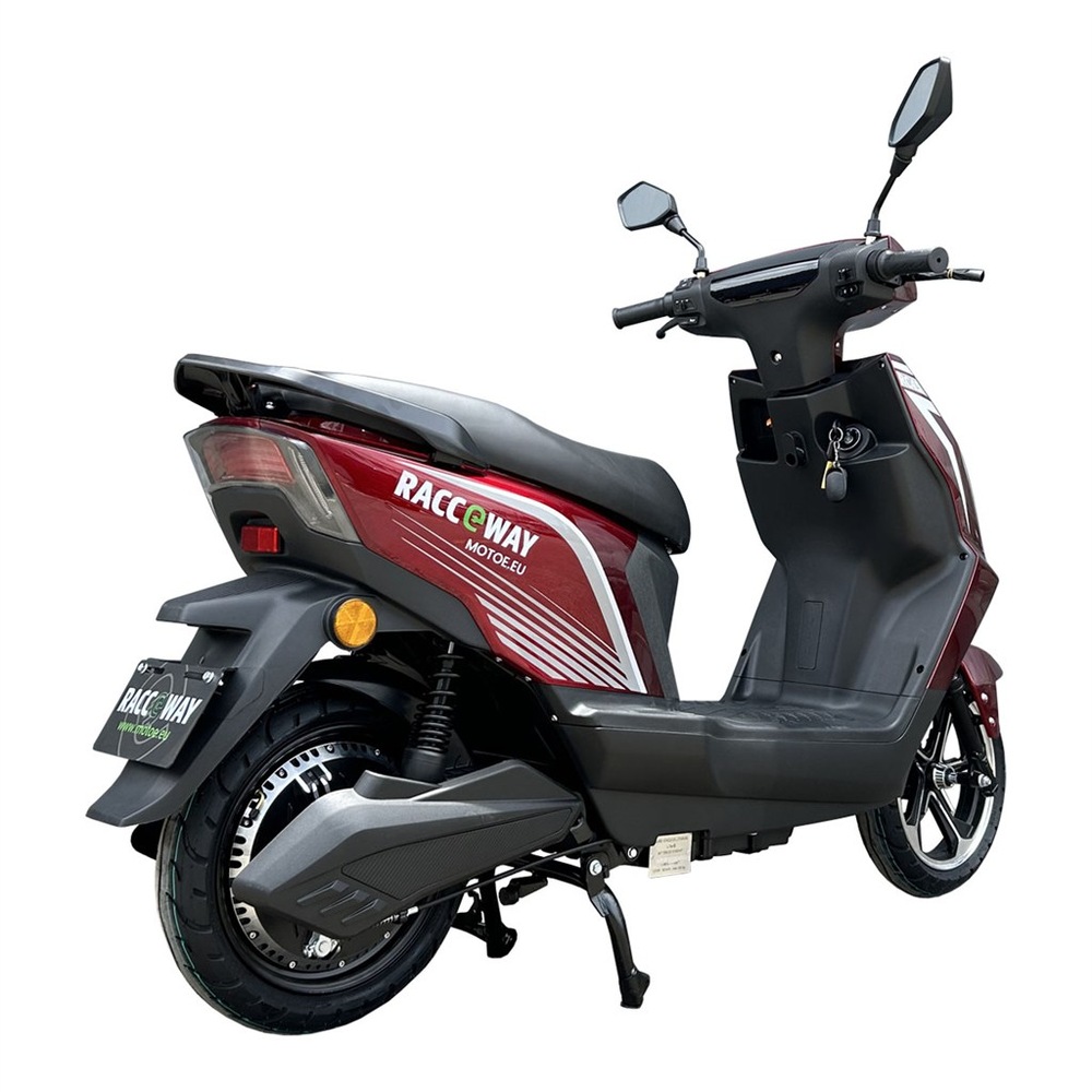 RACCEWAY RC45 se pyšní špičkovým výkonem 2 500 W