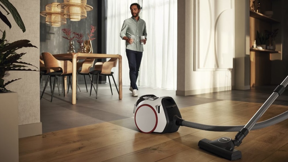 Podlahový vysavač Miele Boost CX1 PowerLine bílý
