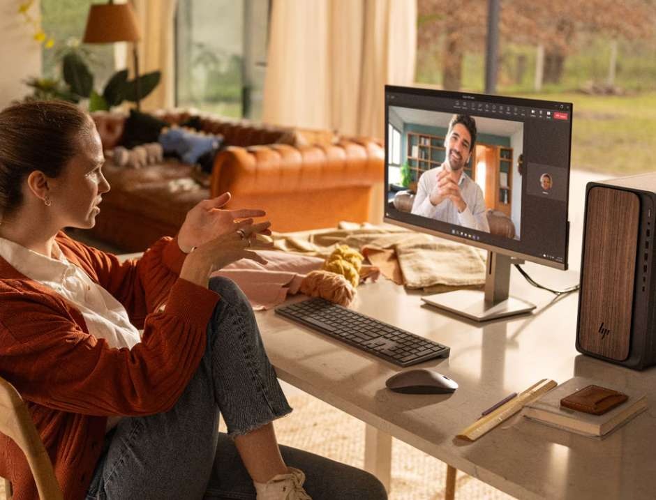 Stolní počítač HP OmniDesk M02-0002nc + Game Pass předplatné na 3 měsíce černý/šedý
