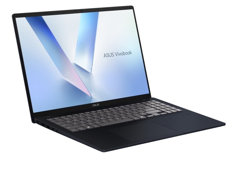 Díky nejnovějšímu procesoru Intel Core Ultra 5 s 16GB operační pamětí a obnovovací frekvencí až 4,5 MHz se můžete soustředit na podstatnou část své práce