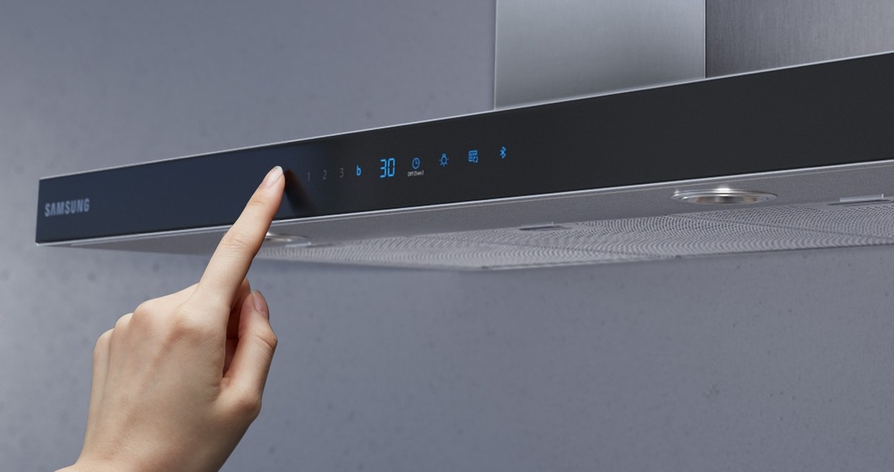 Odsavač par Samsung NK24N5703BS - detail dotykového ovládání digestoře
