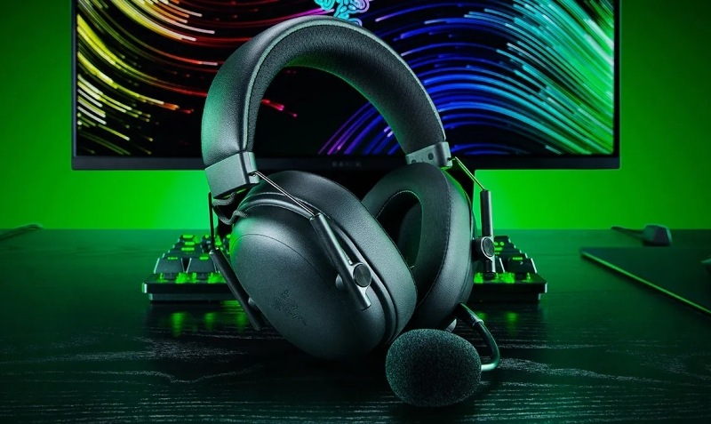 Headset Razer BlackShark V3 bílý