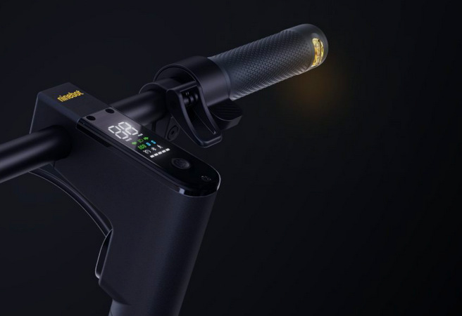 Elektrická koloběžka Segway MAX G2 E