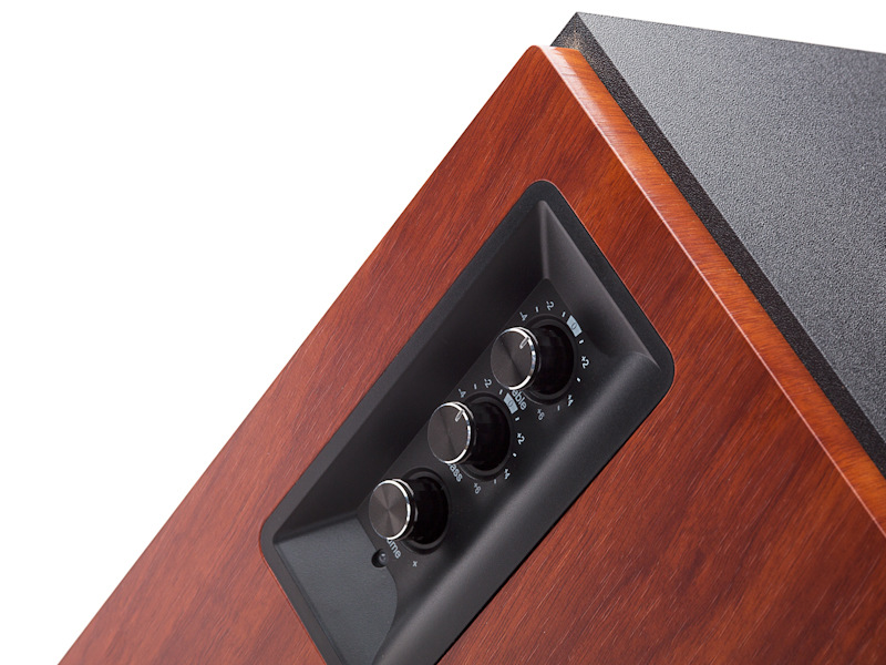 Reproduktory Edifier R1700BT (2 ks) hnědé Reproduktory Edifier R1700BT (2 ks) hnědé