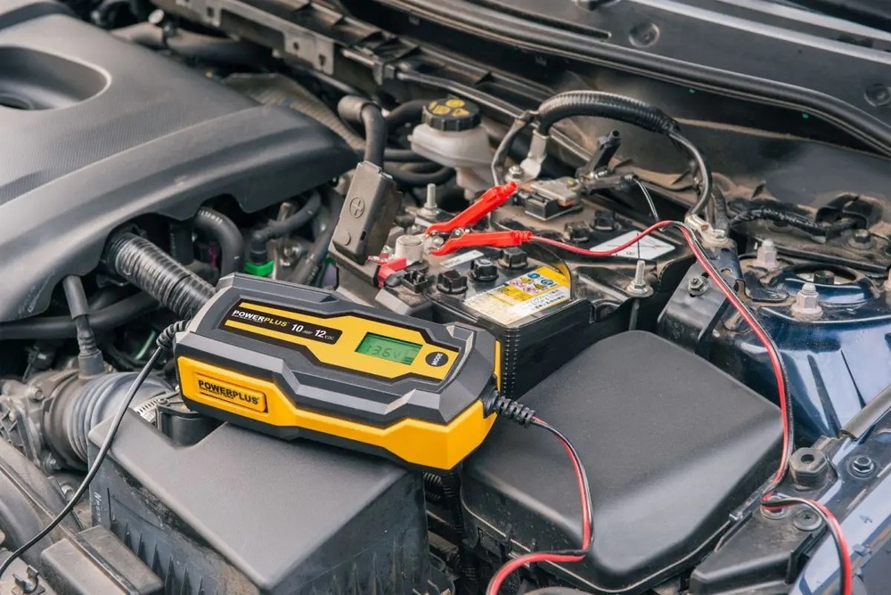 Nabíječka autobaterií POWERPLUS POWX4207 POWERPLUS POWX4207