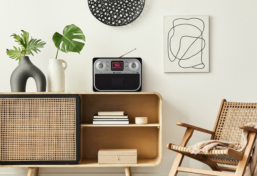 Radiopřijímač s DAB+ GoGEN DAB 700 BTCB černý/šedý Radiopřijímač s DAB+ GoGEN DAB 700 BTCB černý/šedý