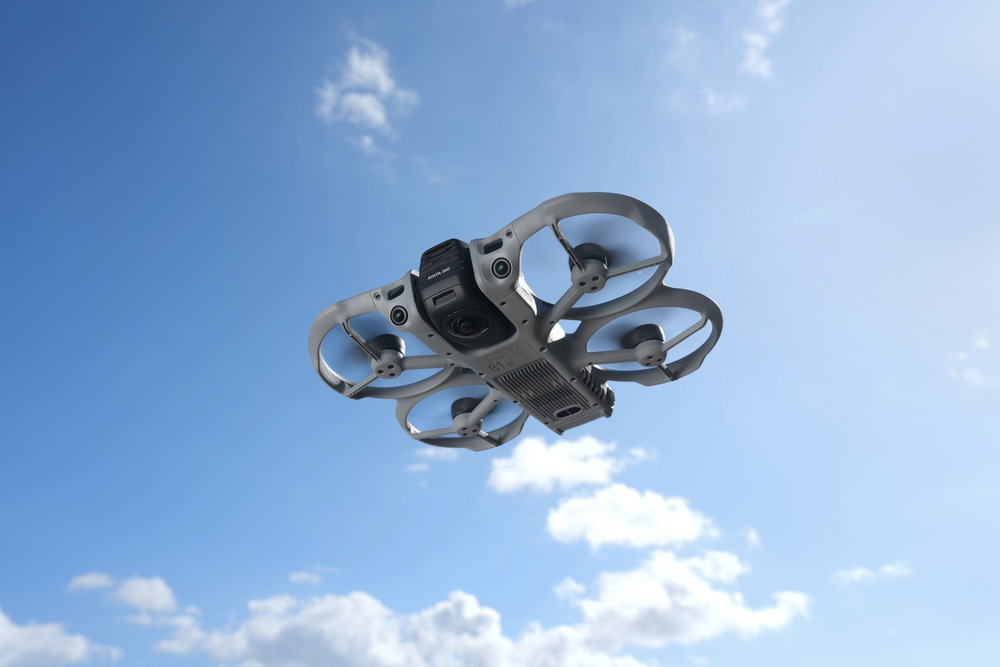 Dron DJI Avata 360 Fly More Combo (RC 2) černý DJI Avata 360 zvládá 360stupňové záběry, stejně jako klasické