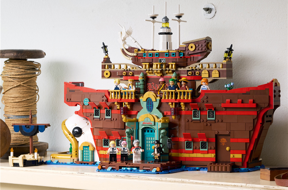 Propracovaný model Baratie nabízí věrný interiér i atmosféru slavné restaurace ze světa ONE PIECE.