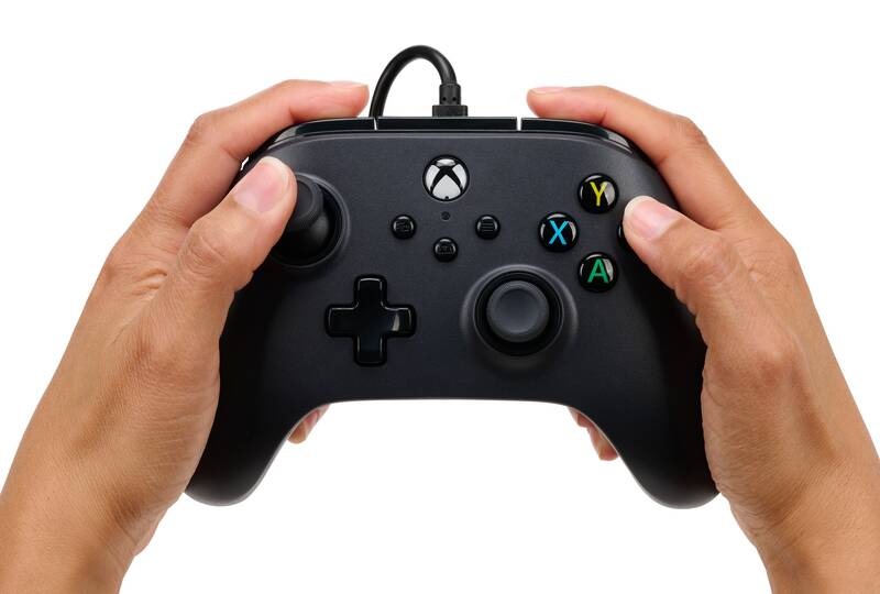 Gamepad PowerA Wired - Xbox Series X|S černý Gamepad PowerA Wired - Xbox Series X|S černý