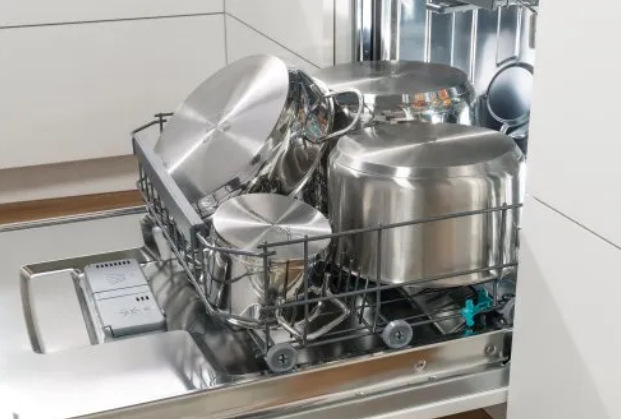 Myčka nádobí Gorenje Essential GS620C10S TotalDry stříbrná Myčka nádobí Gorenje GS620C10S, stříbrná, SpaceDeluxe