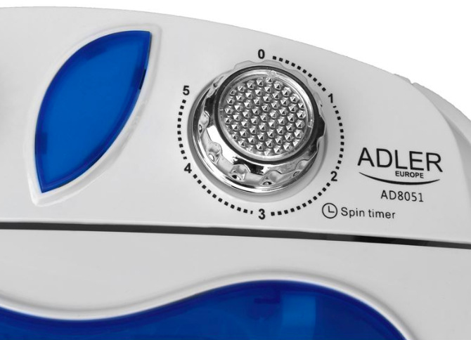 Detail časovače odstřeďování mini pračky Adler AD 8051 s nastavením až na 5 minut