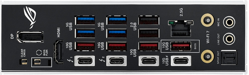 Z čelního pohledu na zadní I/O panel uvidíte nejdřív dvojici servisních tlačítek BIOS FlashBack a Clear CMOS, vedle nich obrazové výstupy DisplayPort a HDMI, a pak dvojici Thunderbolt 4 (USB-C) pro nejrychlejší periferie a doky. USB výbava je rozdělená do více rychlostí: celkem 6× USB 10Gb/s (4× Type-A + 1× USB-C + 1× USB-C s Power Delivery až 30 W), k tomu 4× USB 5Gb/s (Type-A) a ještě 2× USB 2.0 (Type-A). Pro síť je tu Intel 2,5Gb Ethernet a modul Wi-Fi pro připojení antény, audio část tvoří optický S/PDIF a 2 pozlacené 3,5mm jacky.