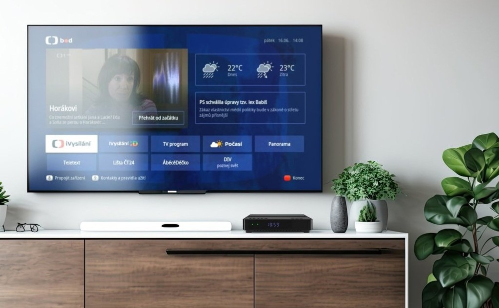 Set-top box Tesla HYbbRID TV TH210 černý Set-top box Tesla HYbbRID TV TH210 černý