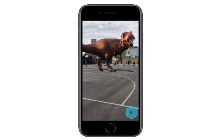 Mobilní telefon Apple iPhone 8 Plus 64 GB - Silver