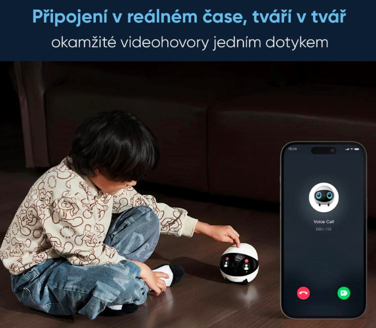 Dítě mluvící s mobilní IP kamerou Enabot EBO Air 2 Plus během videohovoru v mobilní aplikaci