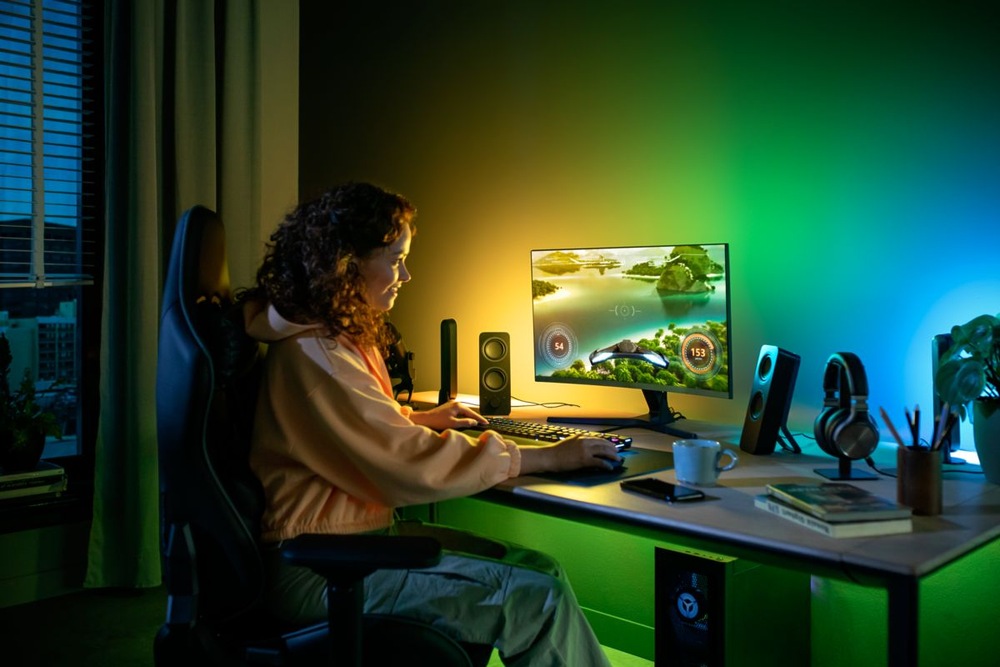 LED pásek Philips Play Gradient PC Lightstrip 24