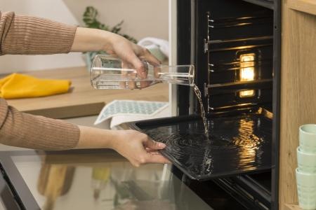 Trouba Gorenje Advanced GBF22ILPMF ExtraSteam černá/sklo