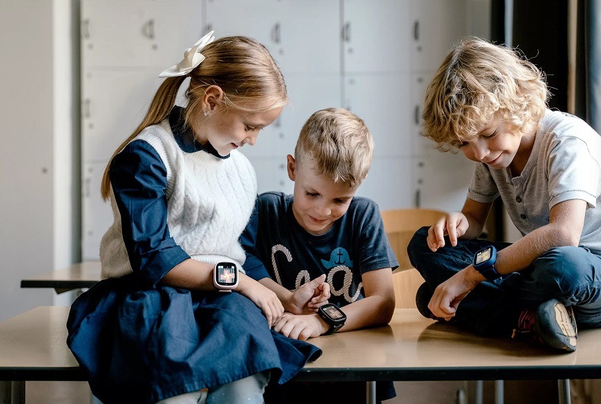 Chytré hodinky LAMAX WatchY4 Plus černé