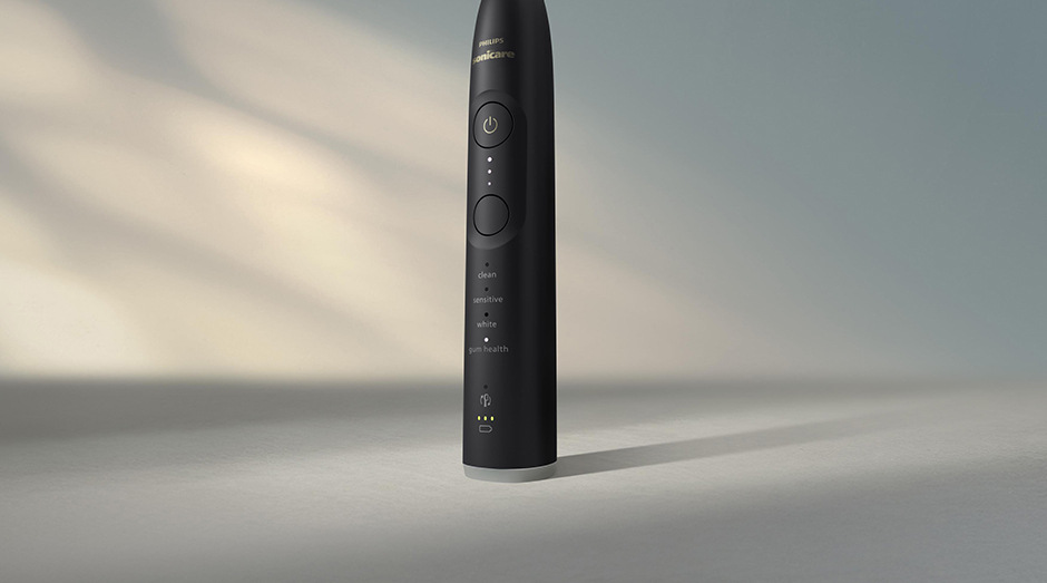 Zubní kartáček Philips Sonicare 7100 HX7421/01 černý Zubní kartáček Philips HX7420/01 Sonicare 7100