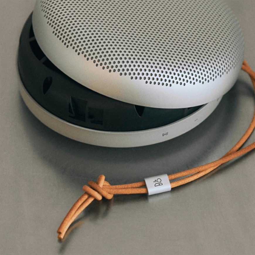 Přenosný reproduktor Bang & Olufsen Beosound A1 (3rd Gen) šedý Bang & Olufsen A1 (3rd Gen), šedá