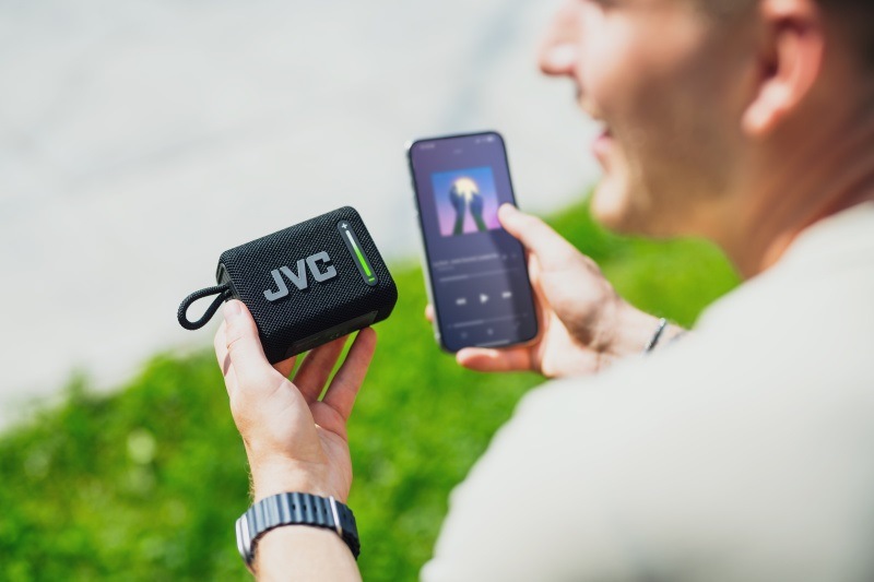 Přenosný reproduktor JVC XS-E114 černý