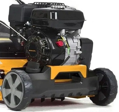 Vertikutátor Riwall RPV 4055 PRO Detail motoru vertikutátoru Riwall RPV 4055 PRO