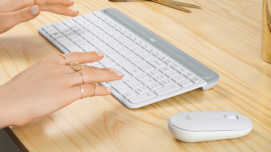 Klávesnice s myší Logitech Wireless Combo MK470 Slim, CZ/SK šedá Klávesnice s myší Logitech Wireless Combo MK470 Slim, CZ/SK šedá