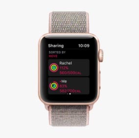 Chytré hodinky Apple Watch Series 3 GPS 42mm pouzdro z vesmírně šedého hliníku - černý sportovní řemínek Chytré hodinky Apple Watch Series 3 GPS 42mm pouzdro z vesmírně šedého hliníku - černý sportovní řemínek