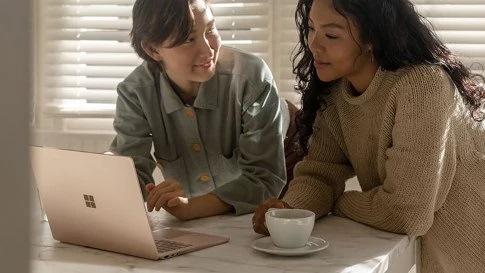 Notebook Microsoft Surface Laptop 3 15" - ZÁNOVNÍ - 12 měsíců záruka stříbrný