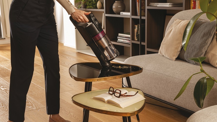 Tyčový vysavač Hoover HF1 PLUS HF1P10HX 011 černý/purpurový