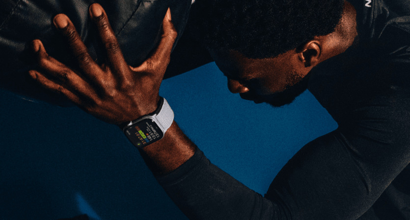 Chytré hodinky Apple Watch Series 10 GPS 46mm pouzdro ze stříbrného hliníku - oblačně modrý provlékací sportovní řemínek Chytré hodinky Apple Watch Series 10 GPS 46mm pouzdro ze stříbrného hliníku - oblačně modrý provlékací sportovní řemínek