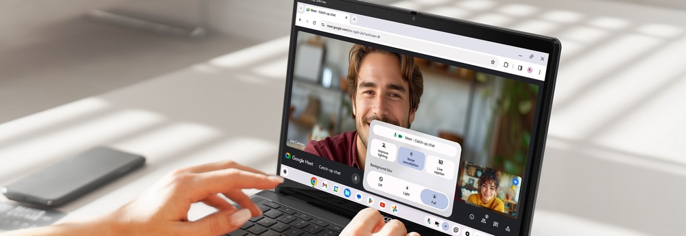 Notebook Acer Chromebook Plus Spin 514 (CP514-4HN-374W) šedý Notebook Acer Chromebook Plus Spin 514 při videohovoru v aplikaci Google Meet