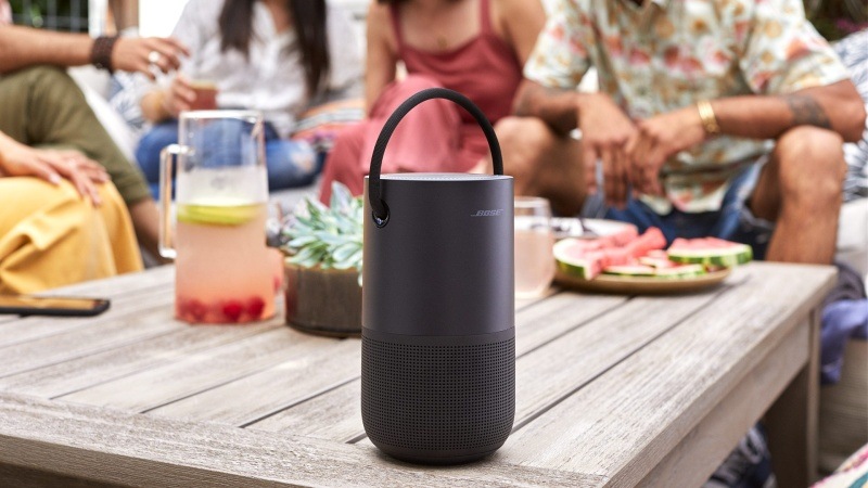 Přenosný reproduktor Bose Home speaker Portable černý Přenosný reproduktor Bose Home speaker Portable černý