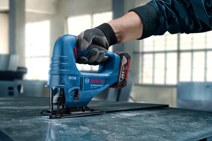 Přímočará pila Bosch Professional GST 183-LI (s baterií) Přímočará pila Bosch GST 183-LI (s baterií)