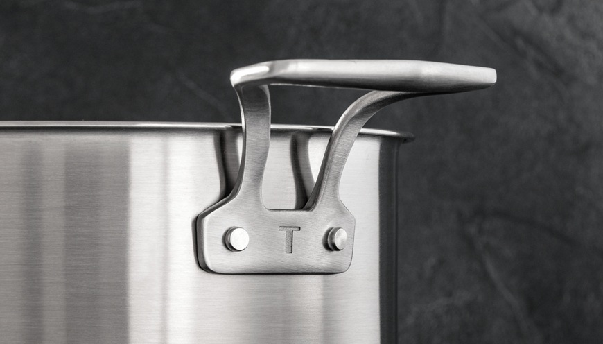 Detail hrnce Tefal.