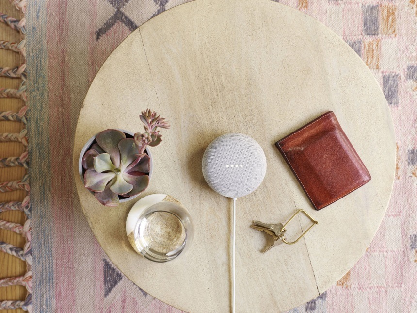 Hlasový asistent Google Nest Mini 2 gen. bílý Google Nest Mini (2. generace)