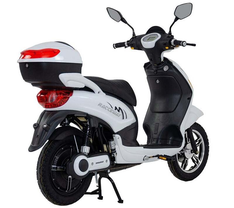 Elektroskútr RACCEWAY E-MOPED černý 12Ah Elektroskútr RACCEWAY E-MOPED černý 12Ah