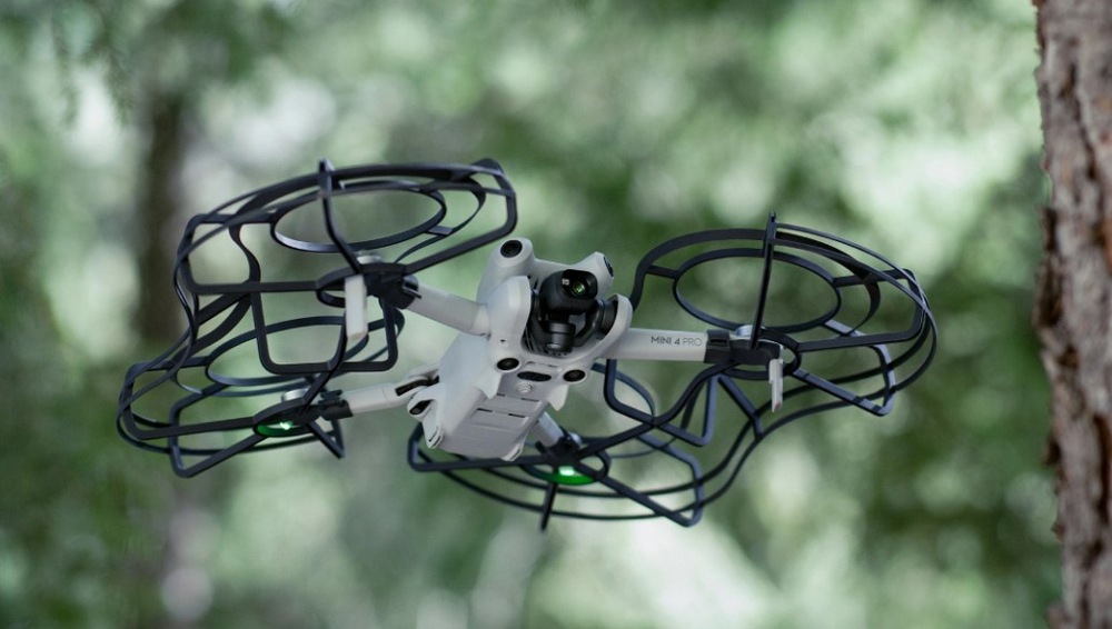 Dron DJI Mini 4 Pro (DJI RC 2) šedý Dron DJI Mini 4 Pro (DJI RC 2) šedý
