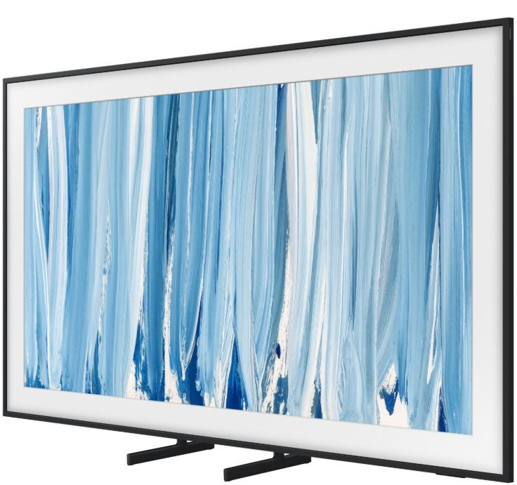 Televize Samsung The Frame Pro QE65LS03HW televize Samsung The Frame Pro QE65LS03HW usazena na výškově nastavitelném stojanu, na televizi je modrá abstraktní kresba