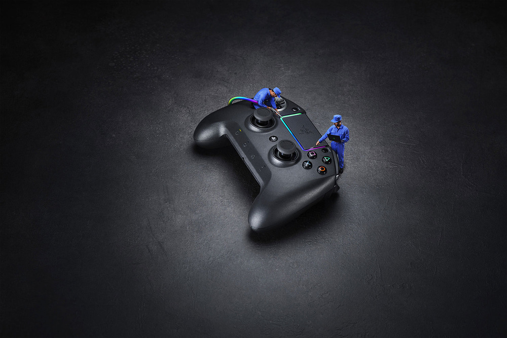 Gamepad Razer Raiju Ultimate pro PS4, PC, Android, iOS černý Gamepad Razer Raiju Ultimate pro PS4, PC, Android, iOS černý